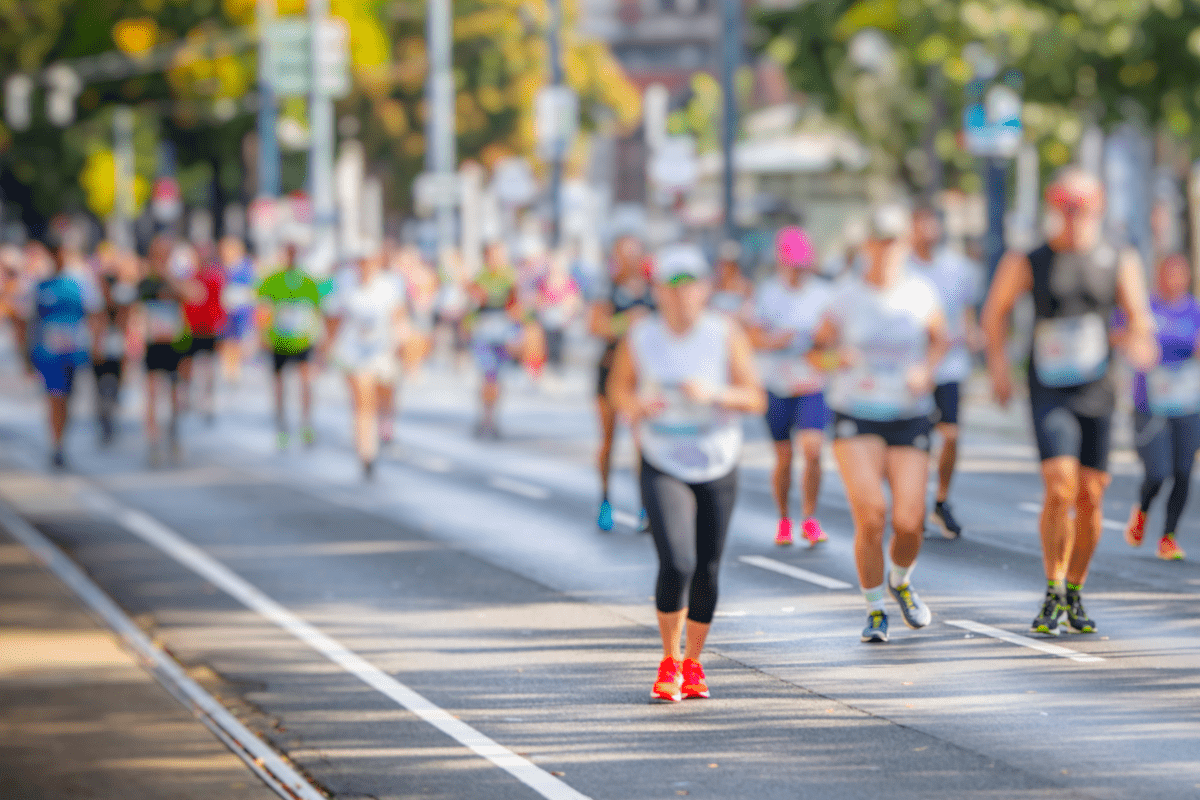 découvrez nos conseils clés pour réussir votre plan semi-marathon en 1h30. optimisez votre entraînement et atteignez vos objectifs avec efficacité.