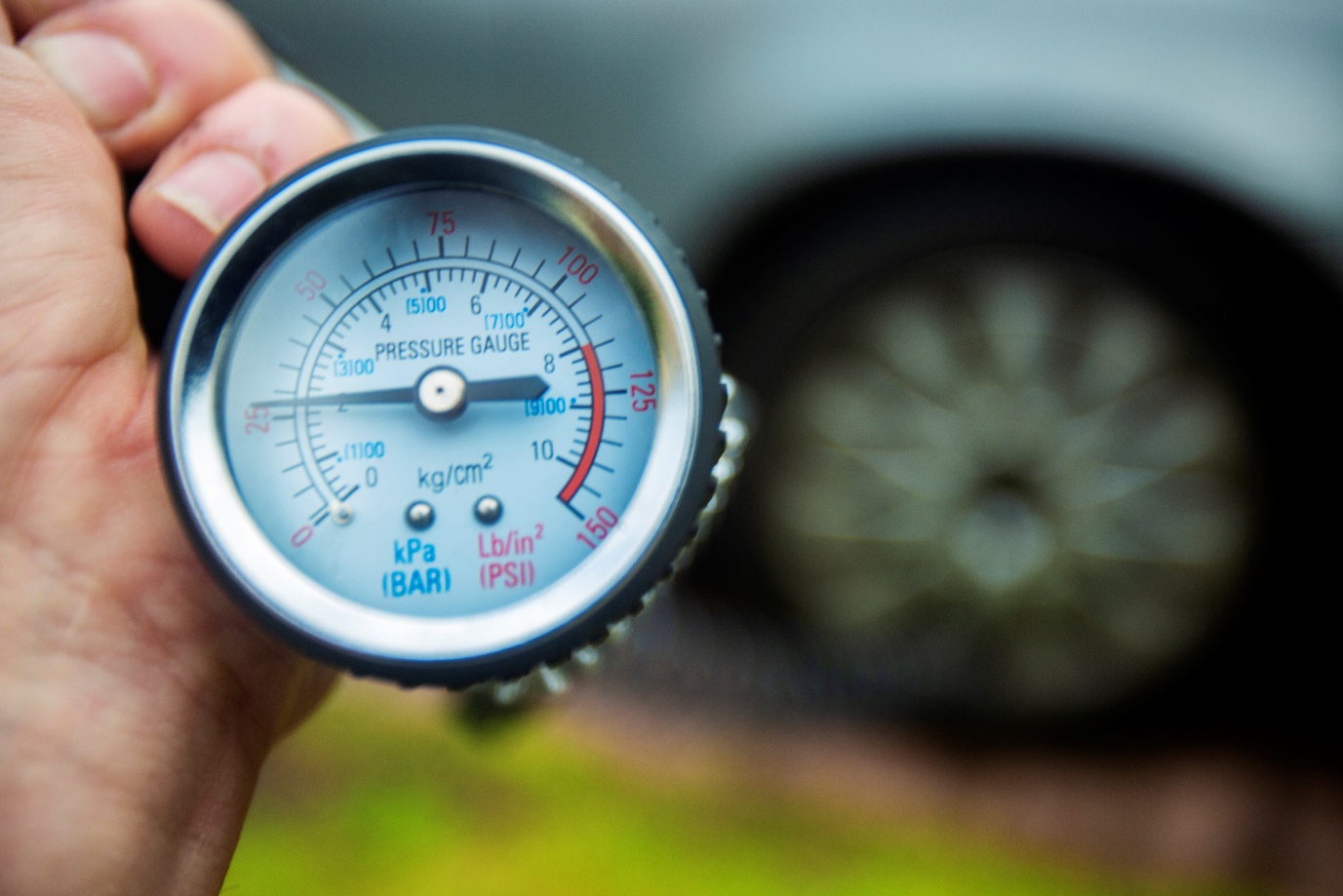 apprenez à convertir précisément les psi en bar grâce à notre guide clair et fiable, idéal pour toutes vos applications techniques et industrielles.