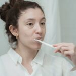 découvrez nos solutions de dents en résine pour un sourire naturel et durable. profitez d'une esthétique parfaite et d'un confort optimal au quotidien.