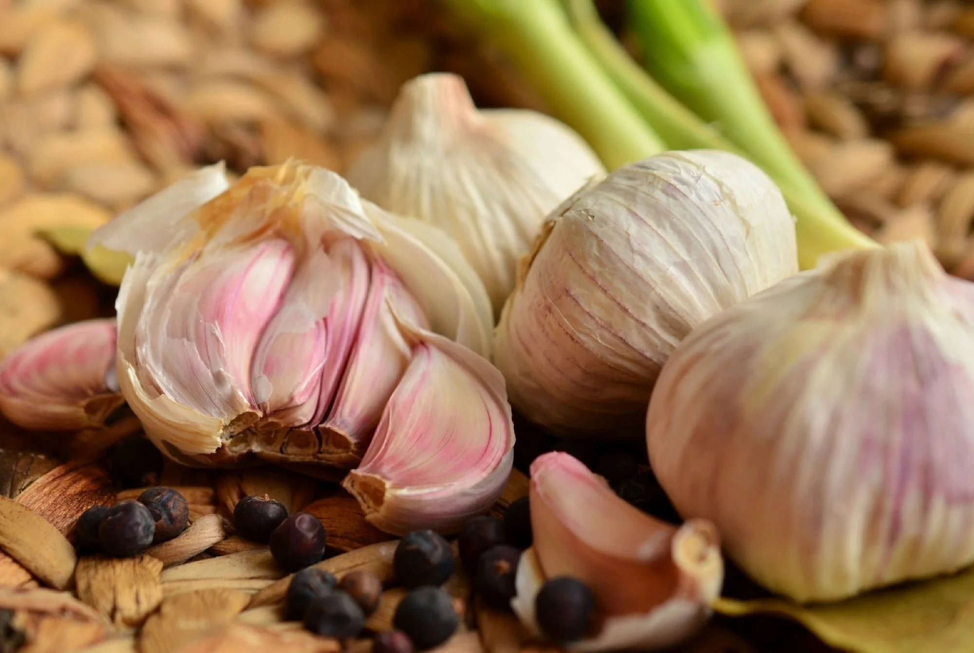 découvrez les bienfaits de l’ail noir pour réduire l’hypertension et améliorer la santé cardiovasculaire grâce à ses propriétés naturelles.
