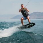 Wakeboard : le sport nautique tendance qui muscle le tout corps
